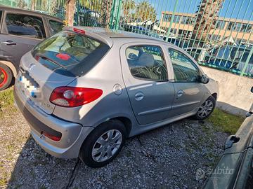 PEUGEOT 206+