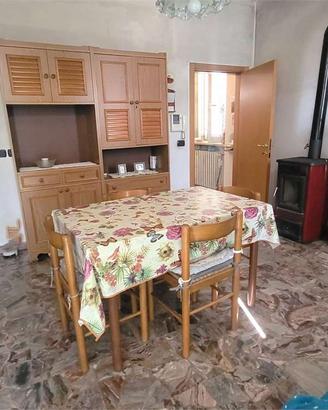 CASA SINGOLA con CORTE PRIVATA