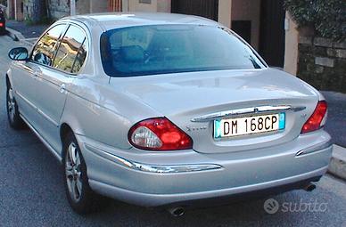 Jaguar X Type 3000 impianto gas anno 2008