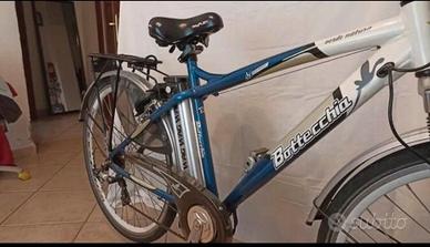 Bicicletta Bottecchia con pedalata assistita