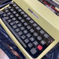 Olivetti lettera 32