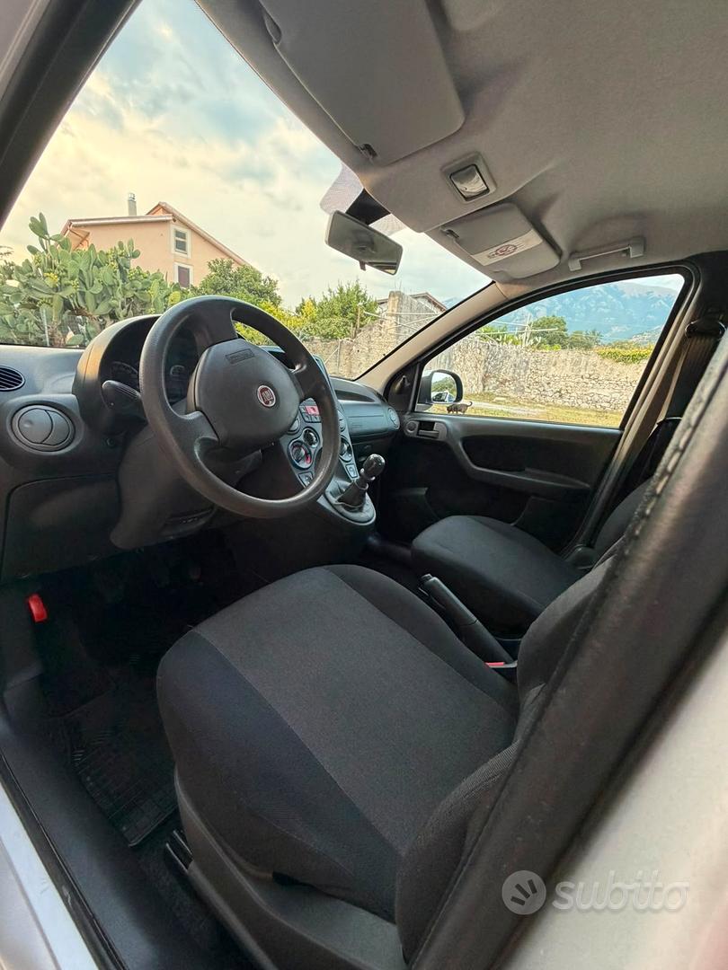 Fiat Panda 2011 photo 4