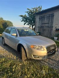 automobile Audi A4