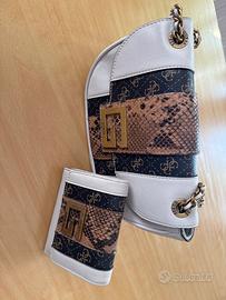 Borsa Guess con portafoglio