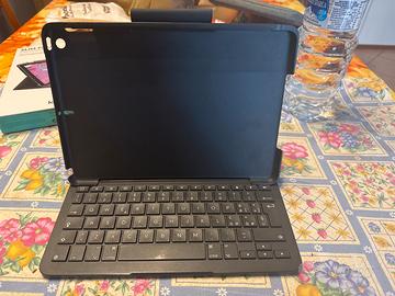 tastiera logitech ipad 7th