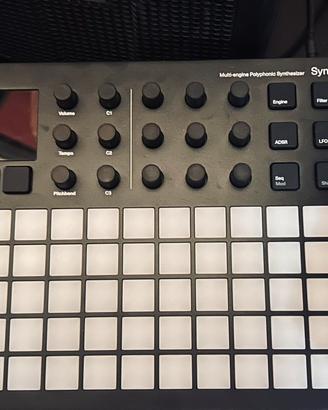 Polyend  synth