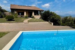 Casa singola con piscina - Giaveno (TO)