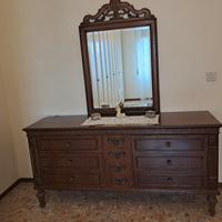 cassettone e comodini 