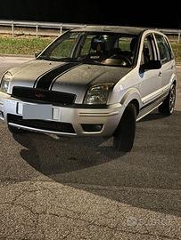 Ford Fusion neopatentati
