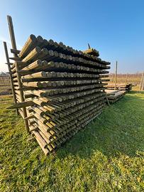 Pali per recinzione/vigneto