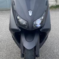 Tmax 530 Abs iron grey