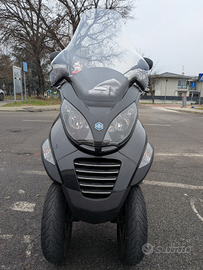Piaggio MP3 250 ie