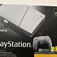 PS5 Slim Digital – 30° anniversario