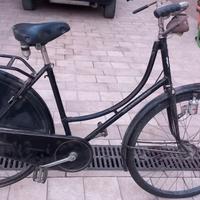bicicletta da passeggio olandesina