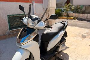 Honda SH300