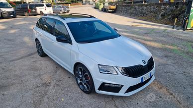 Skoda Octavia 2.0 tdi RS 4X4 dsg 7m