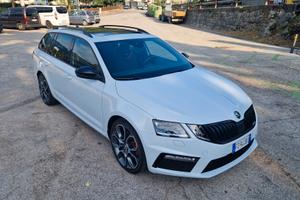Skoda Octavia 2.0 tdi RS 4X4 dsg 7m