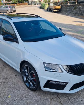 Skoda Octavia 2.0 tdi RS 4X4 dsg 7m