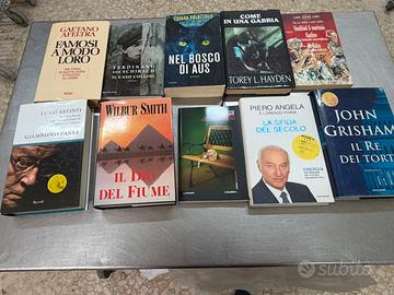 Lotto blocco di oltre 100 libri misti da leggere