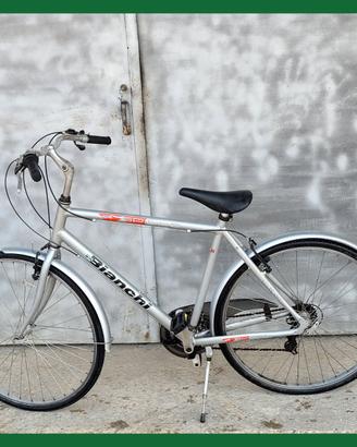Bianchi Spillo Rubino 28" — Configurazione City