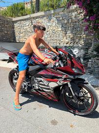 Yamaha yzf r125