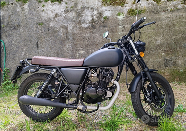 Mash cafe racer 125