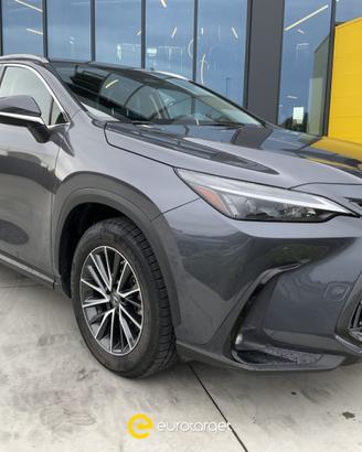 LEXUS NX 300 Plug-in 4WD Premium