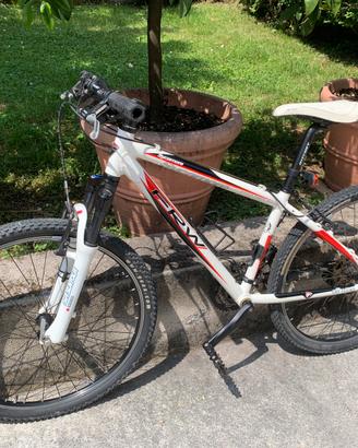 Bici MTB marca FWR alluminio taglia M