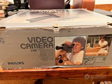 Videocamera VINTAGE PHILIPS V100 da collezione