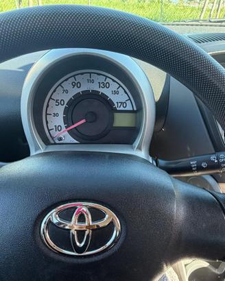 Toyota aygo 1.0, 5 porte