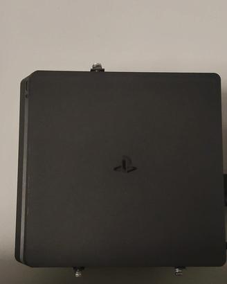 PS4 slim 1TB