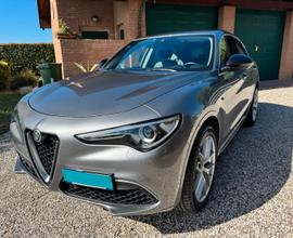 Alfa romeo stelvio 2.0 benzina 200cv executive