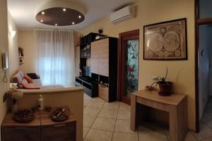 Appartamento di 95 m² con 3 locali e box auto a Co