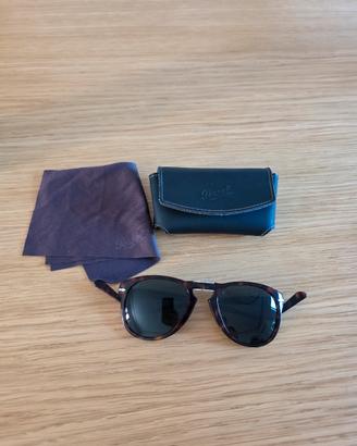 occhiali da sole Persol 714 pieghevoli havana 
