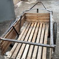 Carretto in ferro e legno anni '50 – robusto