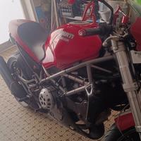 ducati Monster s4 916 2002