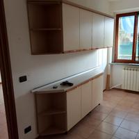pensili e basi per cucina lunga 200 piano inf.250 