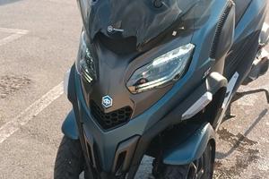Piaggio MP3 530 HPE 2024 – 11.000 km – Full Option