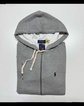 Abbigliamento di marca a prezzi super scontati