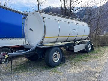 Cisterna trasporto liquidi alimentari