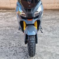 SCOOTER PEUGEOT XP400GT