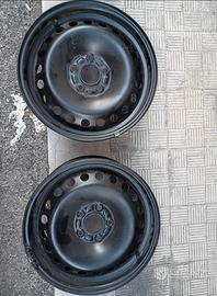 Cenchi in ferro da 16 a 5 fori Ford 