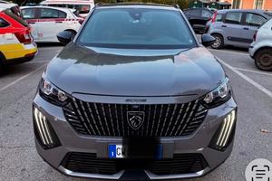 Peugeot 2008 Hibrid agosto 2024