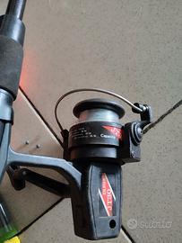 canna pesca con accessori