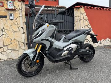Honda X-Adv 750 Come Nuovo