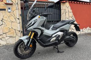 Honda X-Adv 750 Come Nuovo