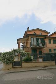 VS147 - Sinalunga villetta a schiera di mq