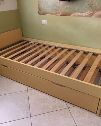 Letto singolo con letto secondario estraibile