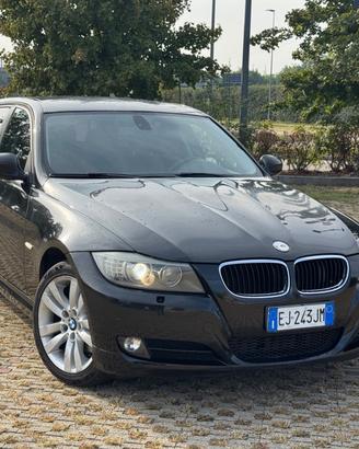 Bmw 320 320d cat xDrive Touring Attiva