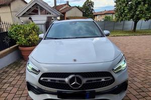 Mercedes  GLA 180 D